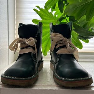 EUC green Duckfeet Faborg boots size 38 / women’s 8